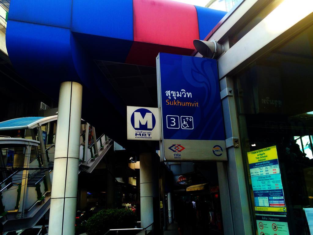Hostel 8 Sukhumvit Soi 8 Μπανγκόκ Εξωτερικό φωτογραφία